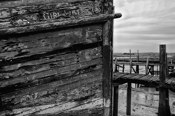 Flag Creek Essex 28