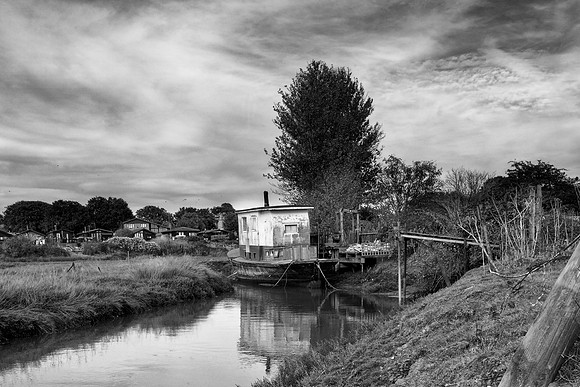 Flag Creek Essex 27